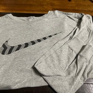 Men’s long sleeve Tshirt